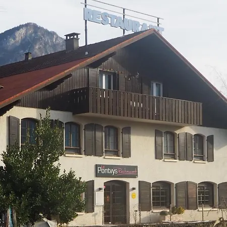 Le Du Pontvys Apartment